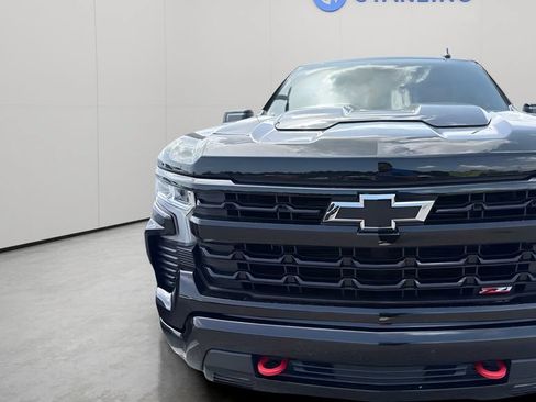 Used 2025 Chevrolet Silverado 1500 LT Trail Boss AWD/4WD image 5