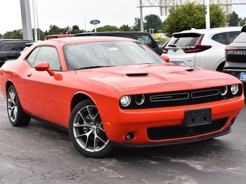 Used 2023 Dodge Challenger SXT w/ Plus Package RWD image 2