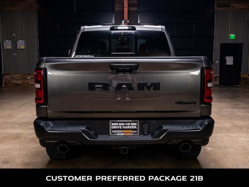 Used 2025 RAM 1500 Classic Warlock AWD/4WD image 7