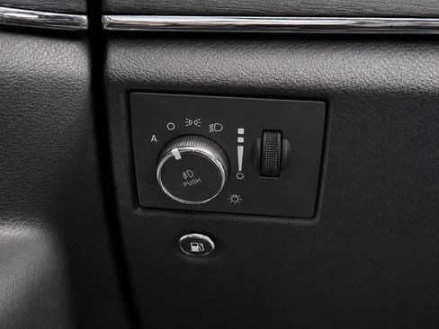 Used 2018 Jeep Grand Cherokee High Altitude AWD/4WD image 34