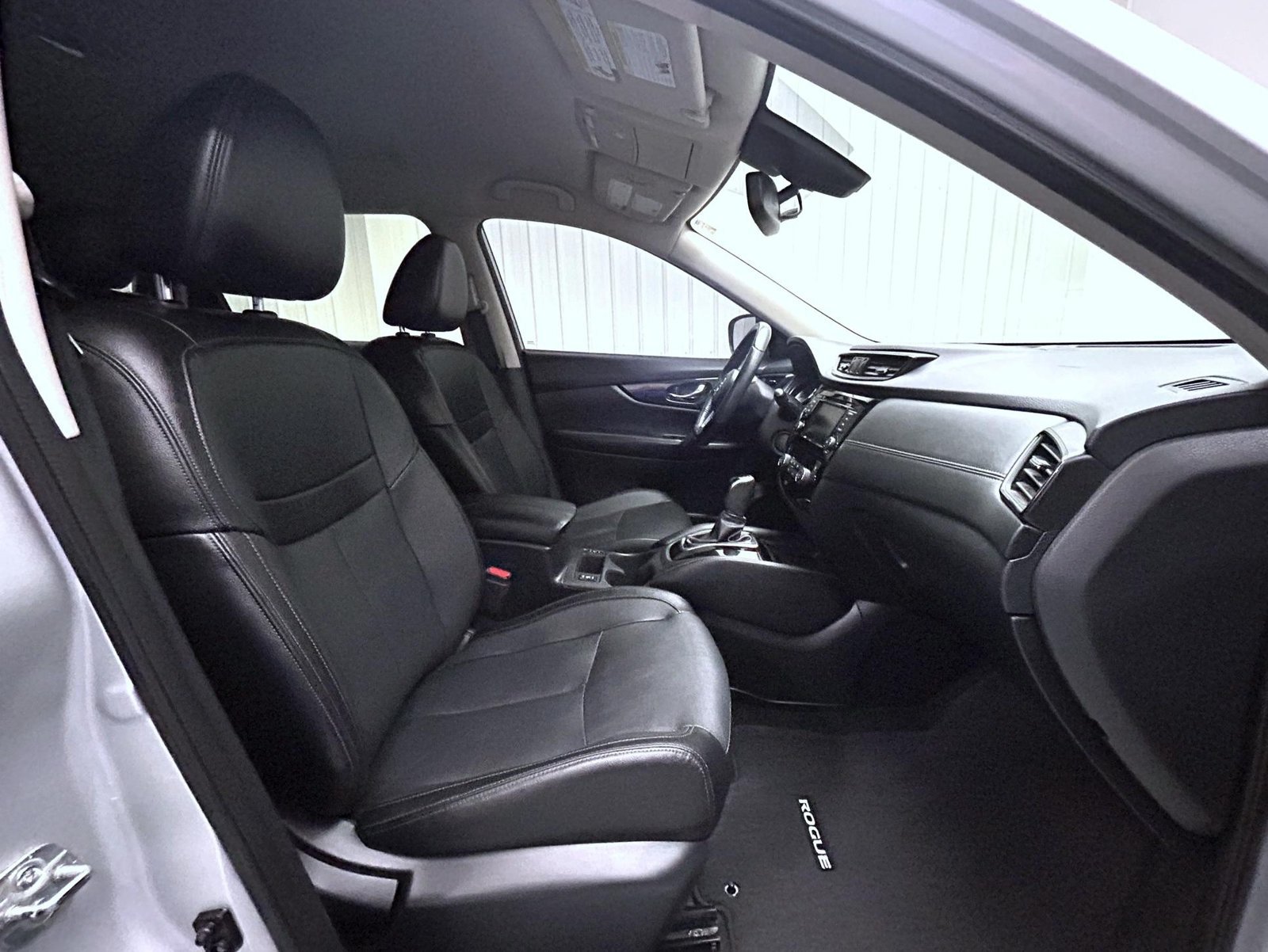 Used 2018 Nissan Rogue SL AWD/4WD image 15