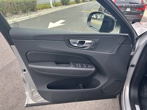 Certified 2025 Volvo XC60 B5 Plus image 16