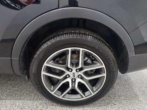 Used 2016 Ford Explorer Sport w/ Equipment Group 401A AWD/4WD image 34