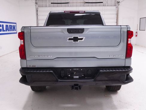 Used 2025 Chevrolet Silverado 1500 Custom Trail Boss AWD/4WD image 26
