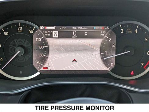 Used 2023 Jaguar F-PACE S image 17