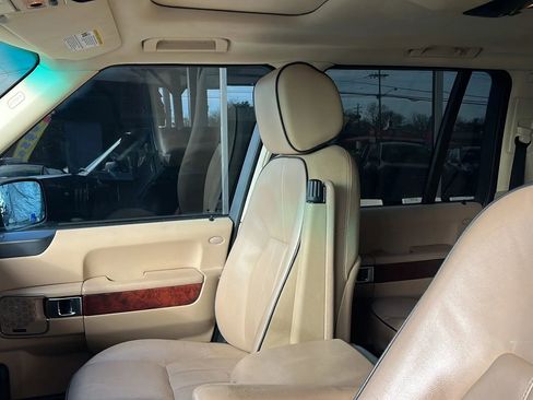 Used 2010 Land Rover Range Rover HSE image 37