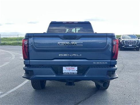 New 2026 GMC Sierra 2500 Denali Ultimate w/ Max Trailering Package image 4