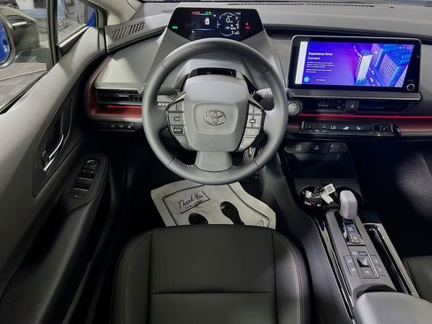 New 2026 Toyota Prius Plug-In Hybrid FWD image 19