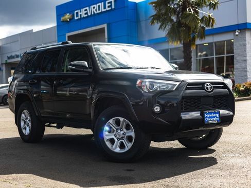 Used 2024 Toyota 4Runner SR5 Premium w/ Moonroof Package AWD/4WD image 1
