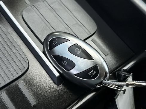 Used 2026 Hyundai Santa Fe SEL FWD image 27