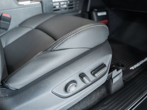 New 2026 Toyota Tacoma Limited AWD/4WD image 35