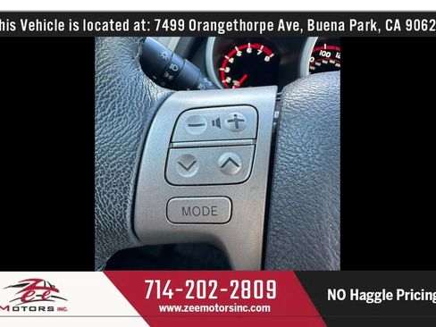 Used 2010 Toyota Matrix S image 33