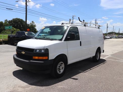 Used 2020 Chevrolet Express 2500 w/ Driver Convenience Package RWD image 3