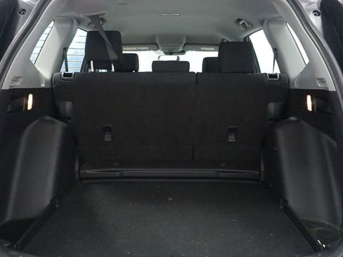 Used 2020 Honda CR-V LX image 17