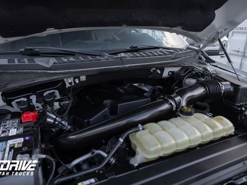 Used 2020 Ford F150 Lariat image 28