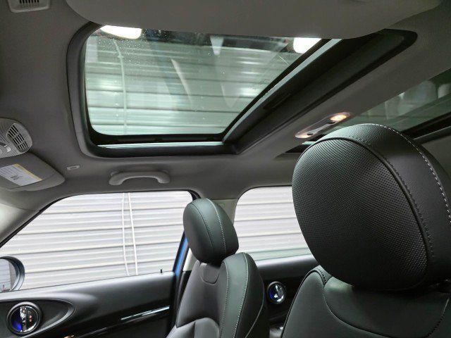 Used 2022 MINI Cooper Clubman S FWD image 18
