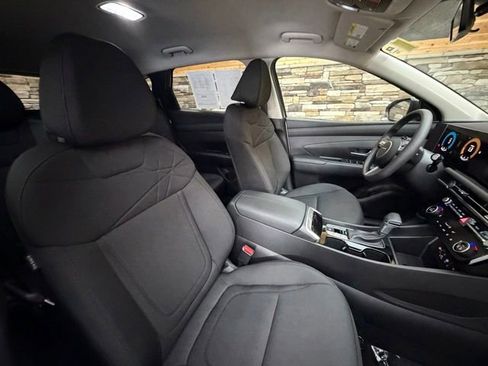 Certified 2025 Hyundai Tucson SEL AWD/4WD image 15