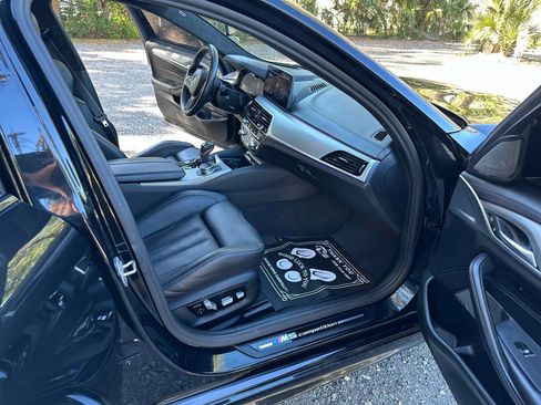 Used 2022 BMW M5 w/ Competition Package image 6