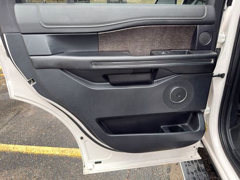 Used 2019 Ford Expedition Limited w/ Special Edition Package AWD/4WD image 35