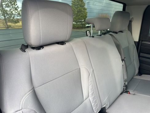 Used 2022 Toyota Tundra SR5 w/ SR5 Convenience Package image 24