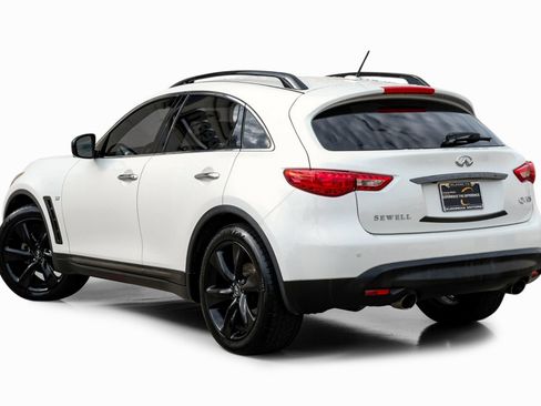 Used 2015 INFINITI QX70 2WD w/ Premium Package image 10