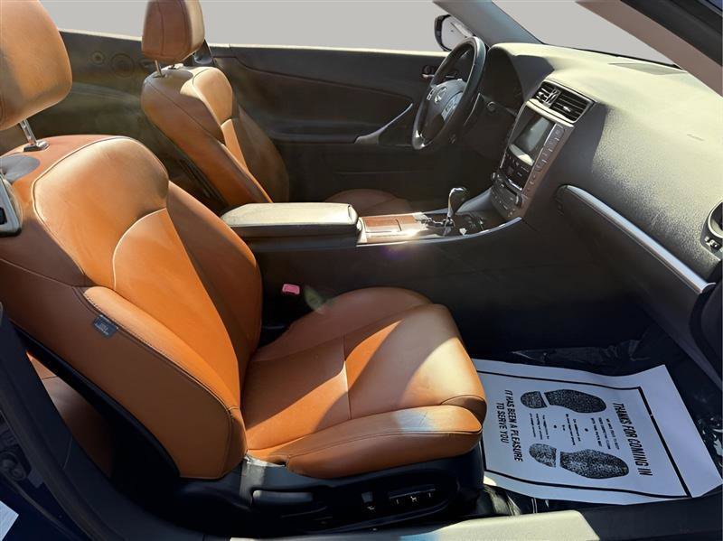 Used 2011 Lexus IS 350C w/ Luxury Pkg RWD image 23