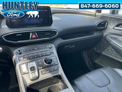 Used 2023 Hyundai Santa Fe Limited AWD/4WD image 17