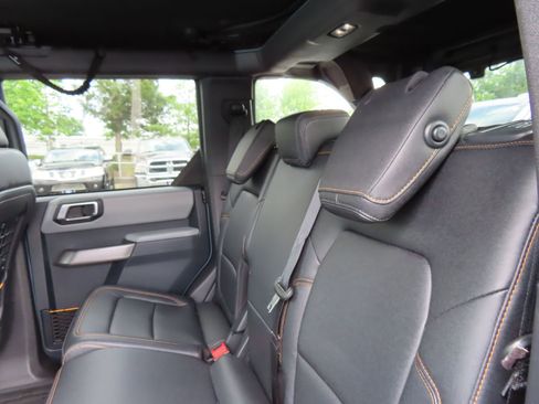 Used 2023 Ford Bronco Badlands AWD/4WD image 31