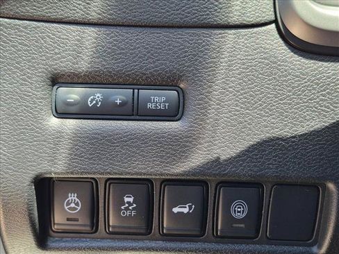 Used 2020 Nissan Murano Platinum FWD image 11