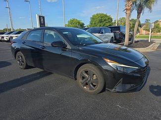 Used 2021 Hyundai Elantra SEL w/ Cargo Package FWD 360° Tour