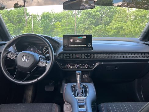 Used 2025 Honda HR-V Sport image 25