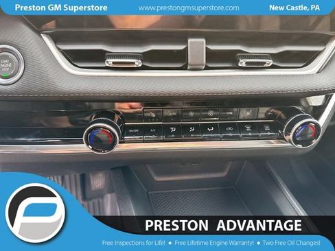 New 2026 Chevrolet Equinox LT w/ Convenience Package II AWD/4WD image 12