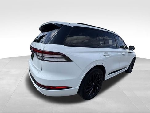 Used 2025 Lincoln Aviator Reserve w/ Jet Appearance Package AWD/4WD image 7