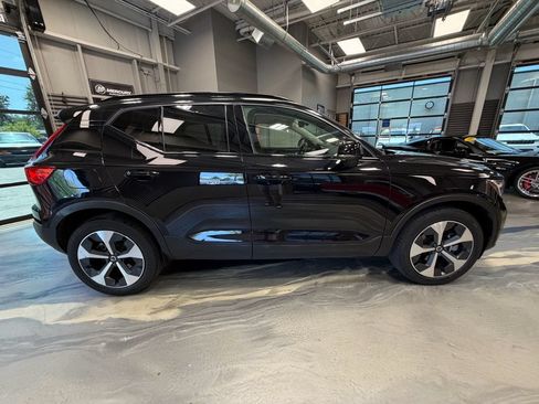 Used 2023 Volvo XC40 B5 Plus w/ Driver Assist Package AWD/4WD image 33