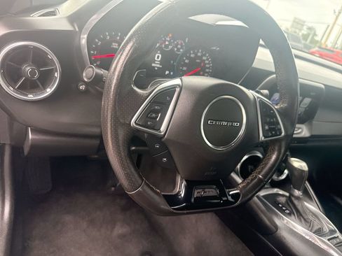 Used 2017 Chevrolet Camaro SS RWD image 14