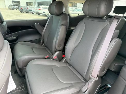 New 2027 Kia Carnival SX Prestige FWD image 20