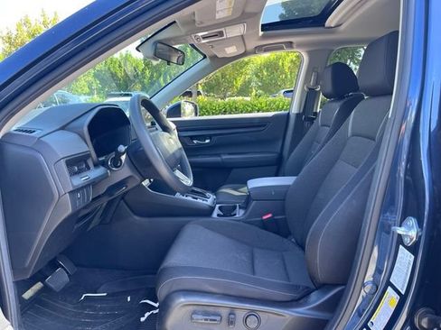 Used 2024 Honda CR-V EX image 6