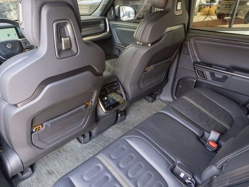 Used 2024 Rivian R1S Adventure image 18