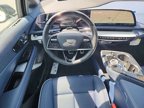 New 2026 Cadillac Optiq Sport 2 AWD/4WD image 7