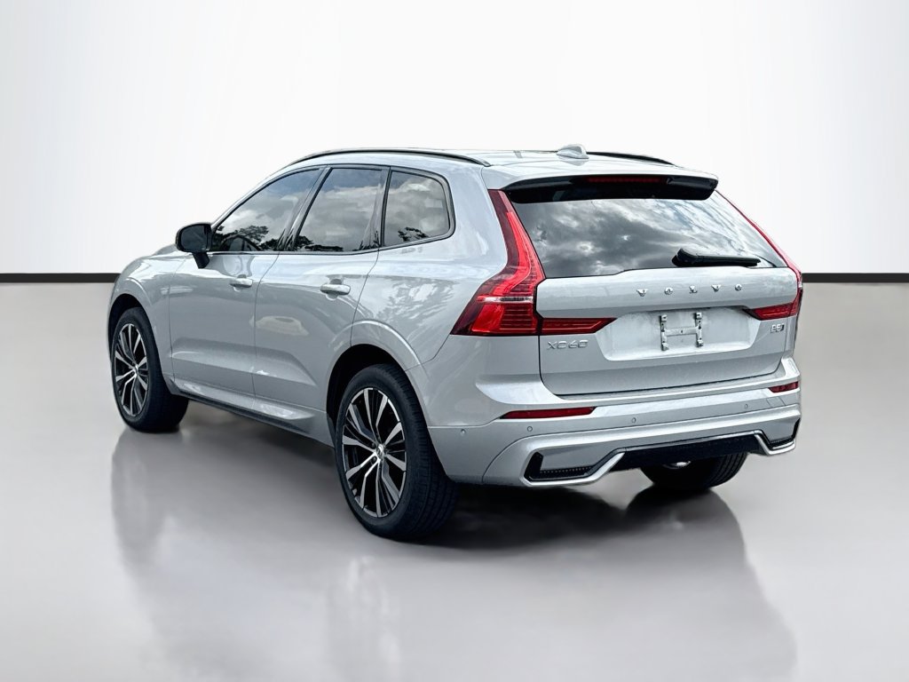 Used 2024 Volvo XC60 B5 Plus w/ Protection Package Premier AWD/4WD image 5