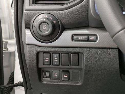 Used 2021 Nissan Titan PRO-4X w/ Off Road Protection Package AWD/4WD image 22