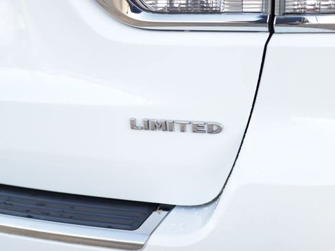 Used 2014 Jeep Grand Cherokee Limited image 35