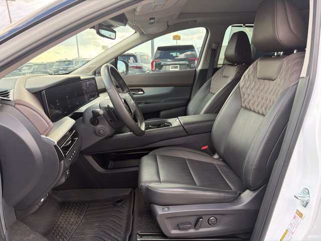 Used 2025 Nissan Murano Platinum AWD/4WD image 20