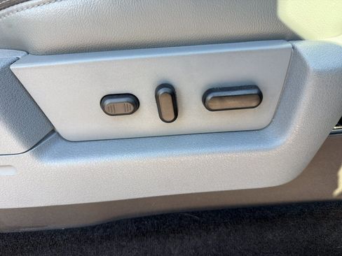 Used 2012 Ford F150 Platinum AWD/4WD image 11