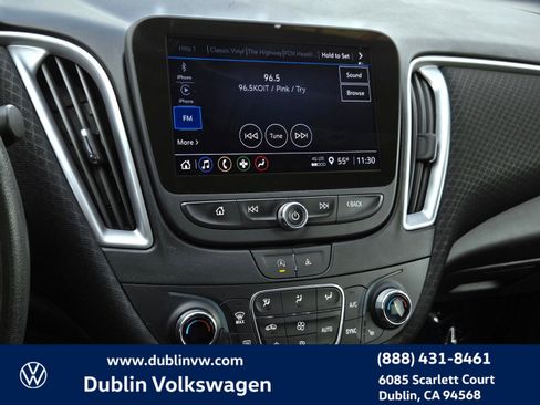 Used 2023 Chevrolet Malibu LT image 15