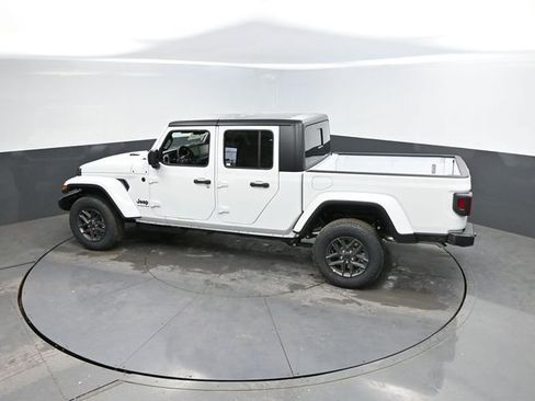 New 2026 Jeep Gladiator Sport image 31