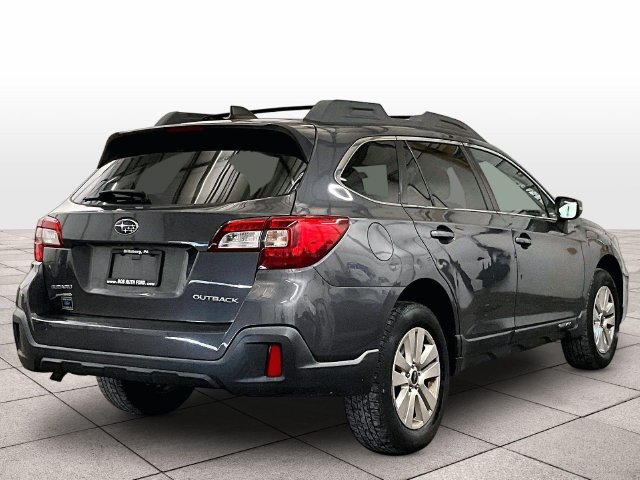 Used 2018 Subaru Outback 2.5i Premium AWD/4WD image 12