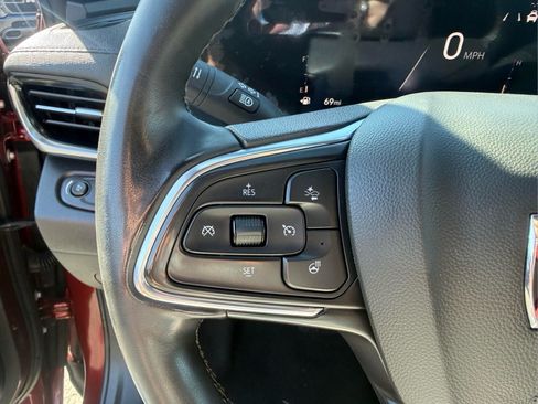 Used 2024 Buick Envista Sport Touring w/ Convenience I Package FWD image 28