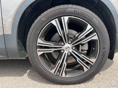 Used 2022 Volvo XC40 T5 Inscription AWD/4WD image 6