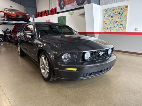 Used 2007 Ford Mustang GT image 11